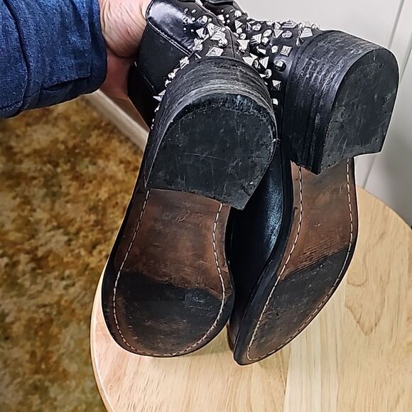 Sam Edelman Dover Women’s Black  Leather Studded Ankle Boots Size 6.5 - Picture 5 of 8